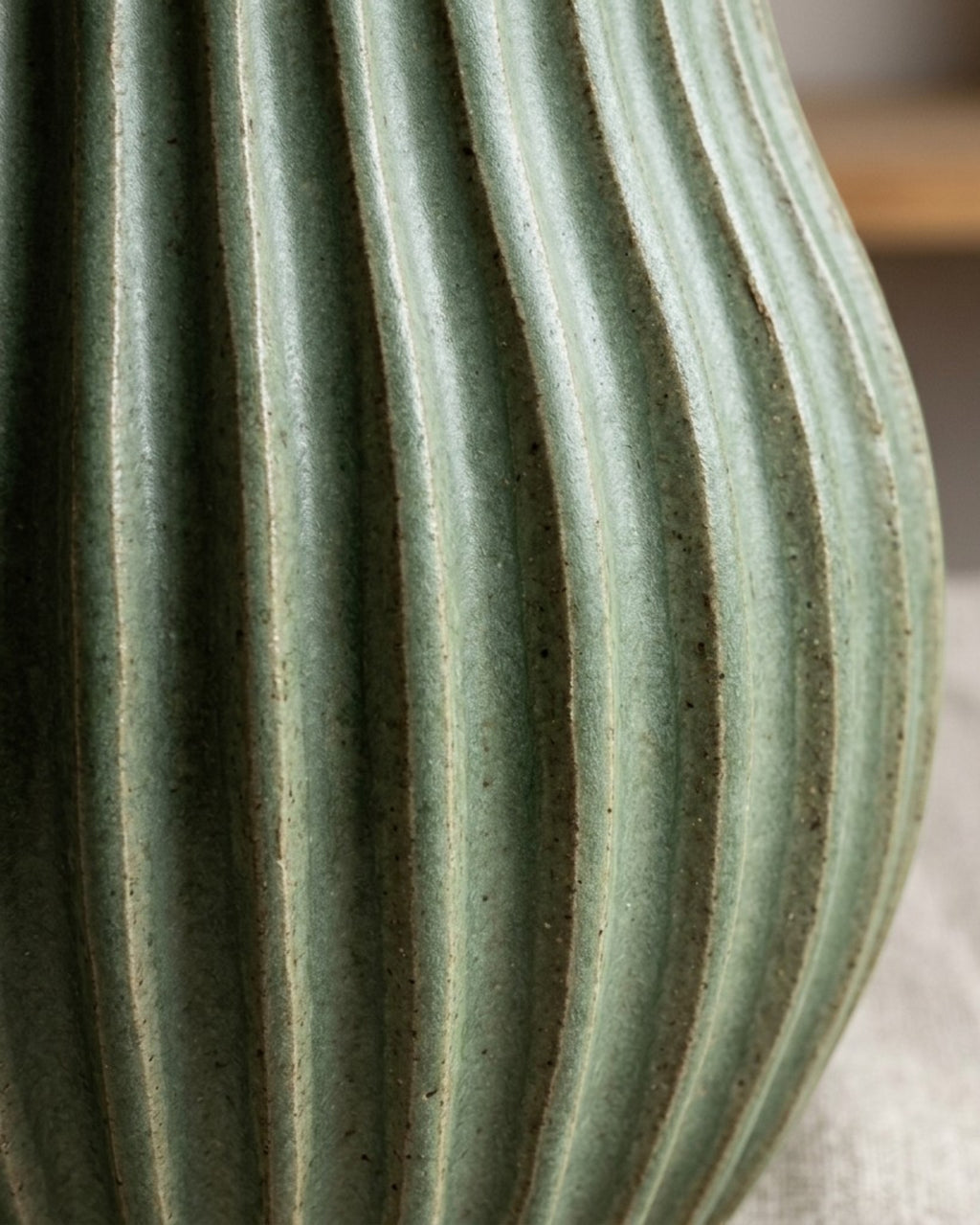 Ymxnd Ribbed Ceramic Planter Indoor 8 in Sage Green