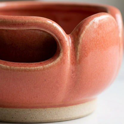 Ymxnd Petalrim Ceramic Cachepot 7 in Coral Scalloped - Detail view